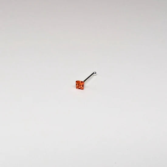 SN403 3.0MM SQ COLOR STONE SILVER ( NOSE BONE ) 20pcs